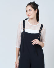 Load image into Gallery viewer, RENIE Two-way Lace Top