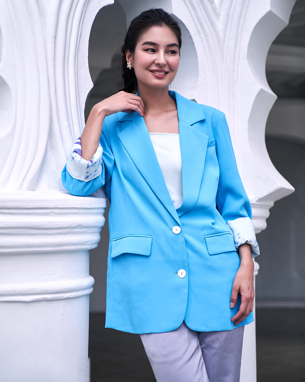 MELIA Oversize Tailored Jacket + FREE ZANN Top